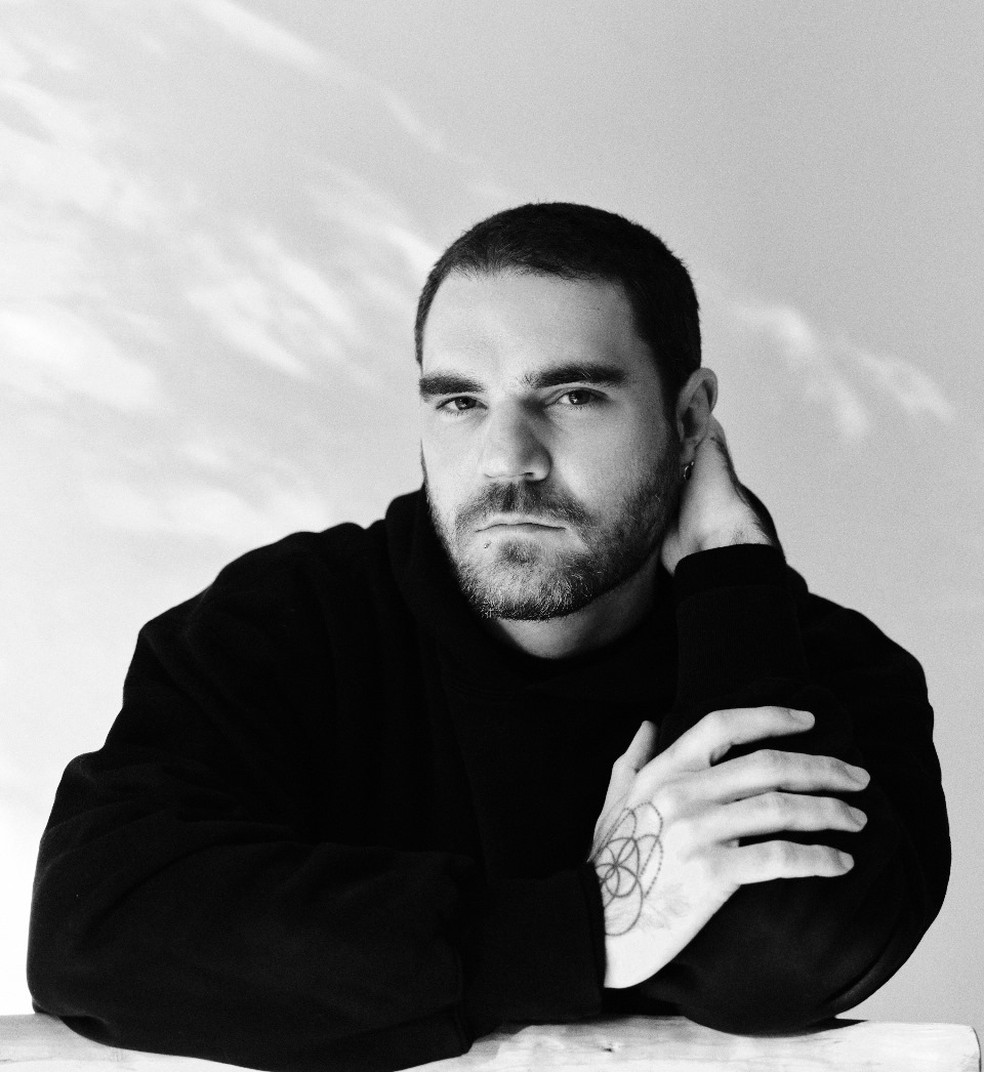 Dindi Hojah é o novo maquiador oficial de Chanel no Brasil — Foto: Divulgação
