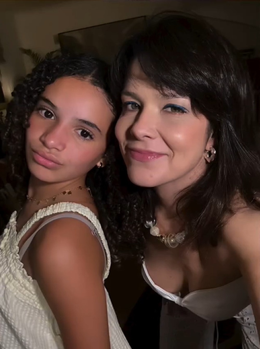 Samara Felippo se emociona ao passar aniversário da filha longe dela e ...