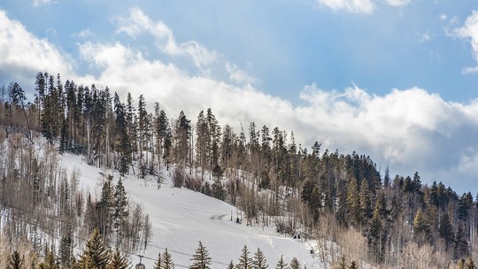 Vail, nos Estados Unidos, é um convite aos indulgentes rituais de après-ski