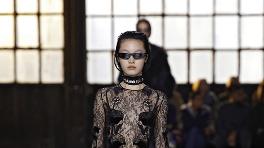 Em Milão, Gucci traz o universo da equitação e gargantilhas que serão o desejo da estação