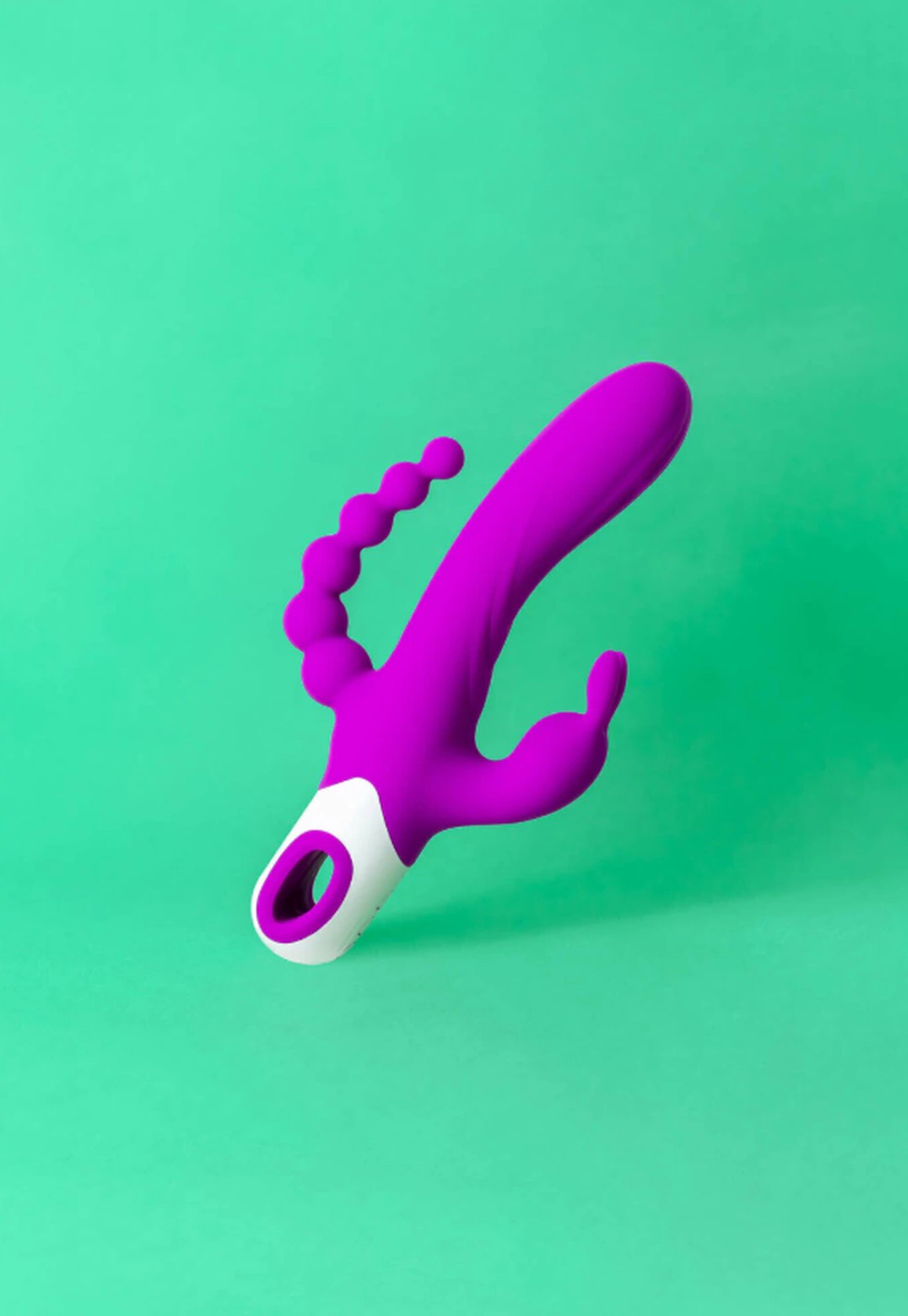 Triple Rabbit Vibrador e Estimulador Anal, da Good Vibres, R$349,90 — Foto: Divulgação