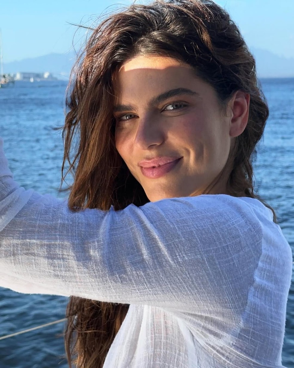 Mariana Goldfarb abre álbum de fotos em passeio de barco: 'Feliz no ...
