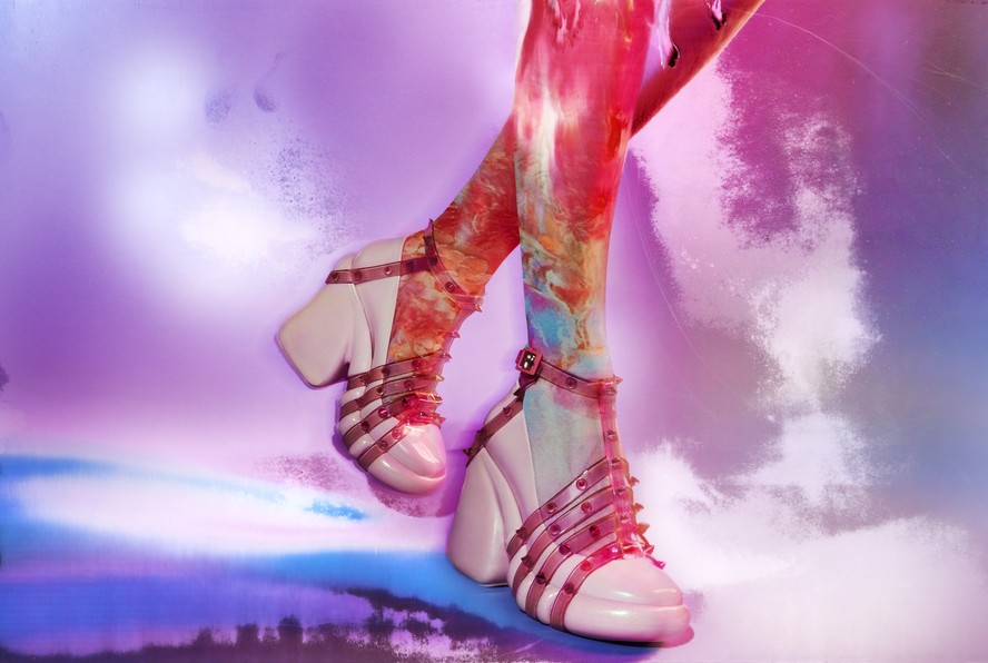 Jean-Paul GAULTIER サスペンダー Melissa e Jean Paul Gaultier celebram 40 anos de colaboração com
