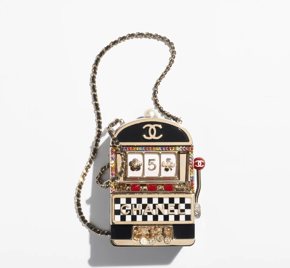 Bolsa para noite Chanel — Foto: Divulgação