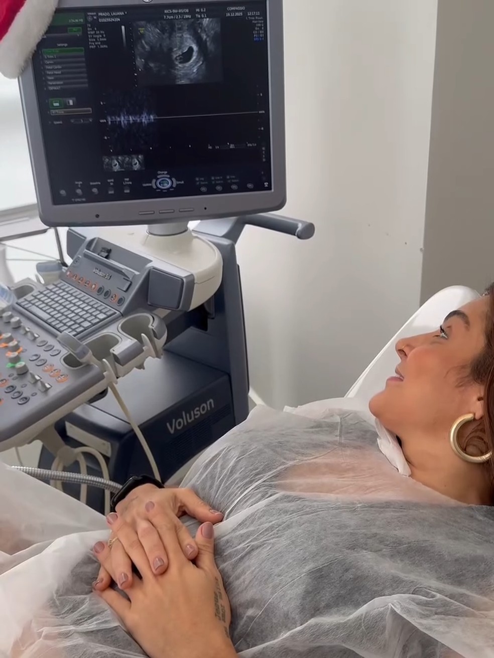 Lauana faz ultrassom — Foto: Reprodução/ Instagram @lauanaprado