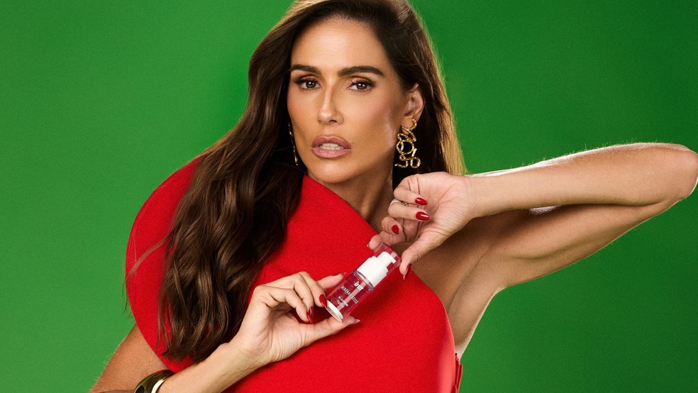 Marie Claire analisa linha de produtos eróticos e íntimos de Deborah Secco e INTT — Foto: Divulgação