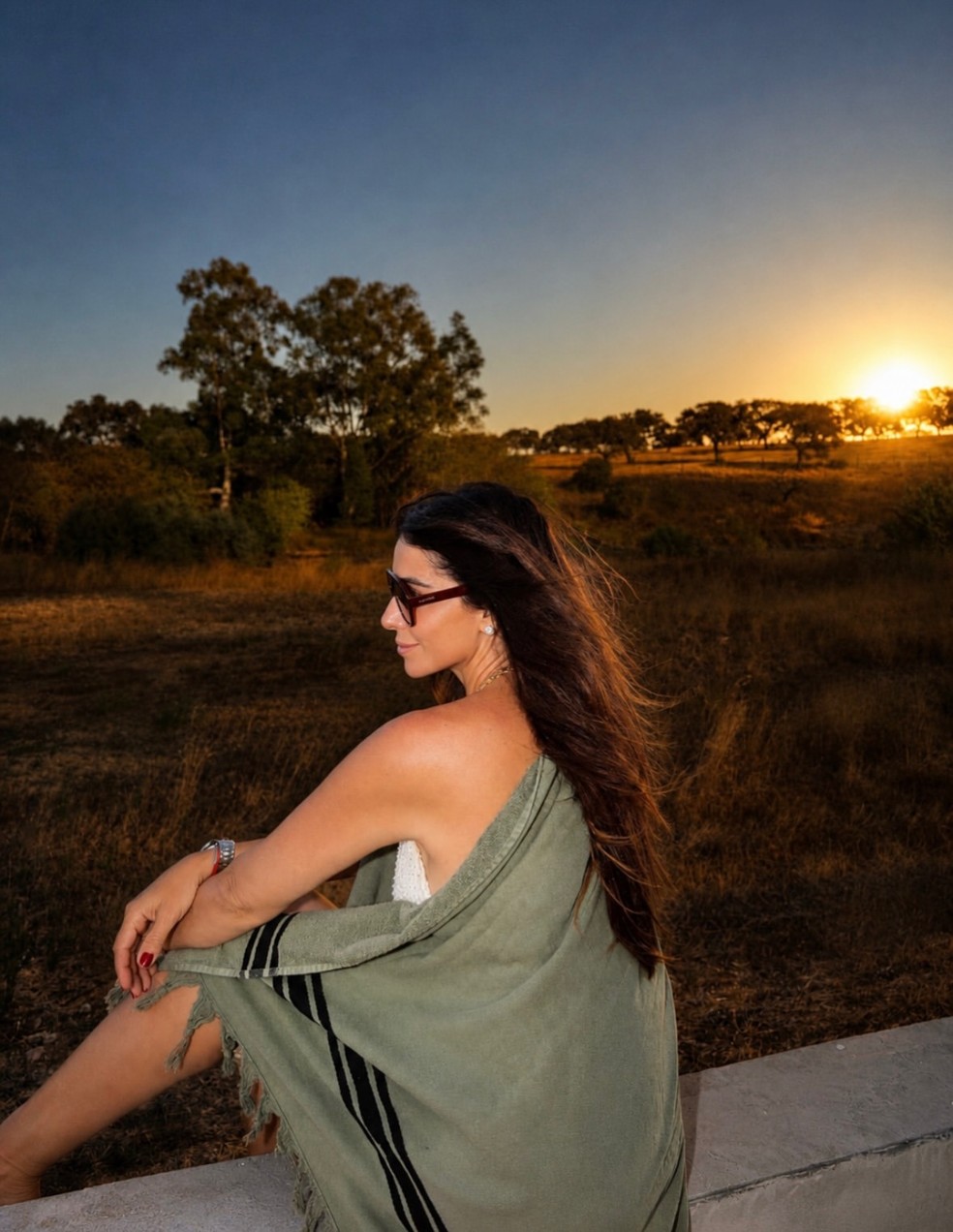 Giovanna Antonelli deixa ombro à mostra — Foto: Reprodução/ Instagram @giovannaantonelli