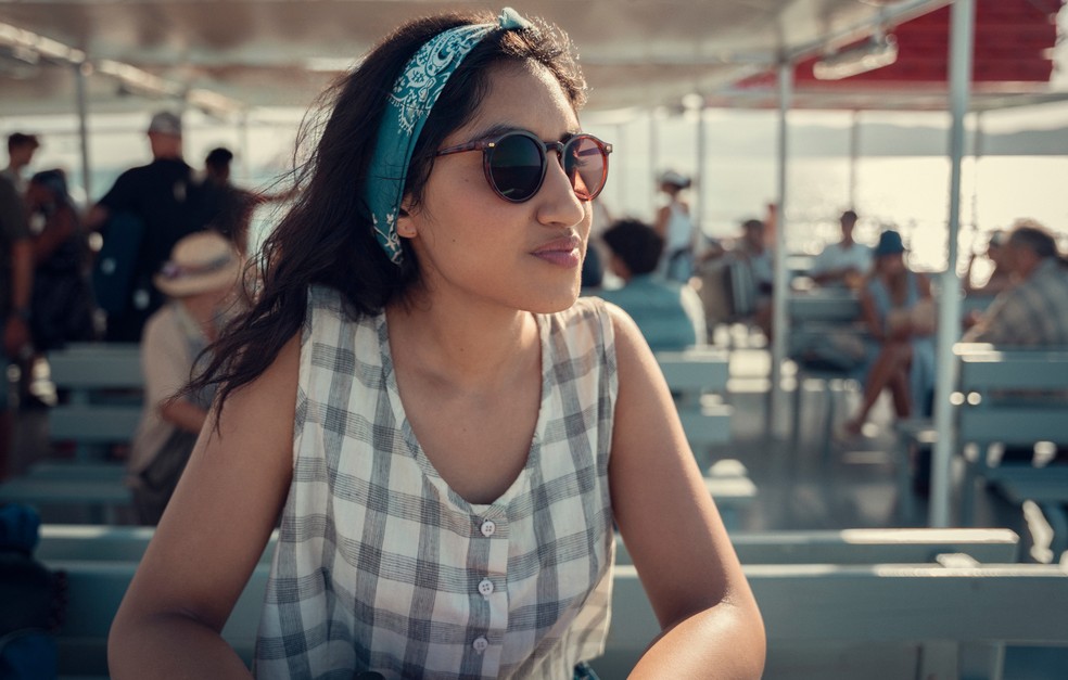 Ambika Mod como Emma em 'Um Dia', da Netflix — Foto: Matthew Towers/Netflix