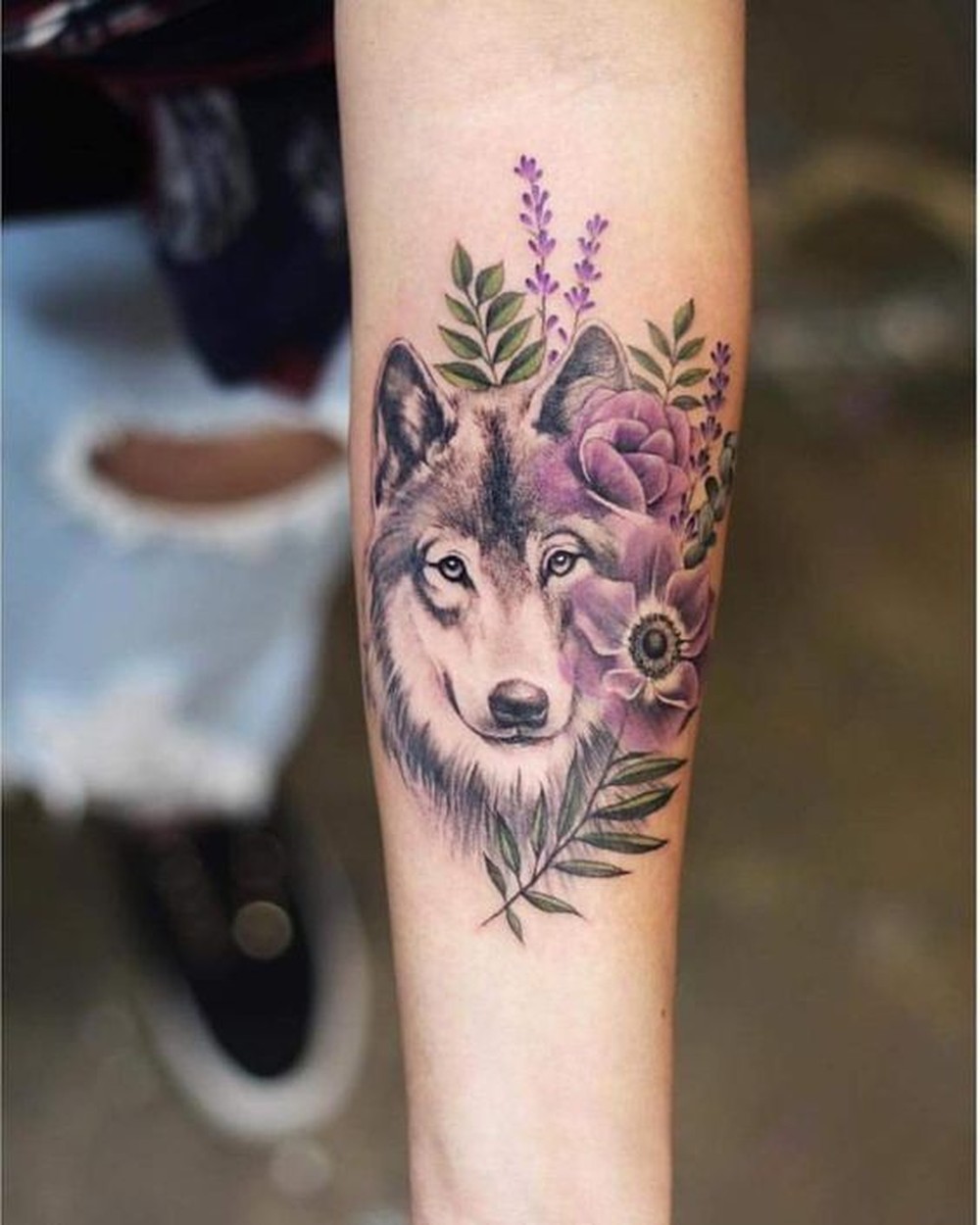 Tatuagem de lobo feminina: as inspirações mais perfeitas para você ...