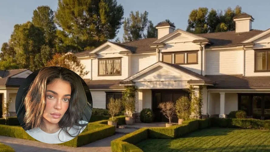 Kylie Jenner coloca mansão à venda por R$ 104 milhões