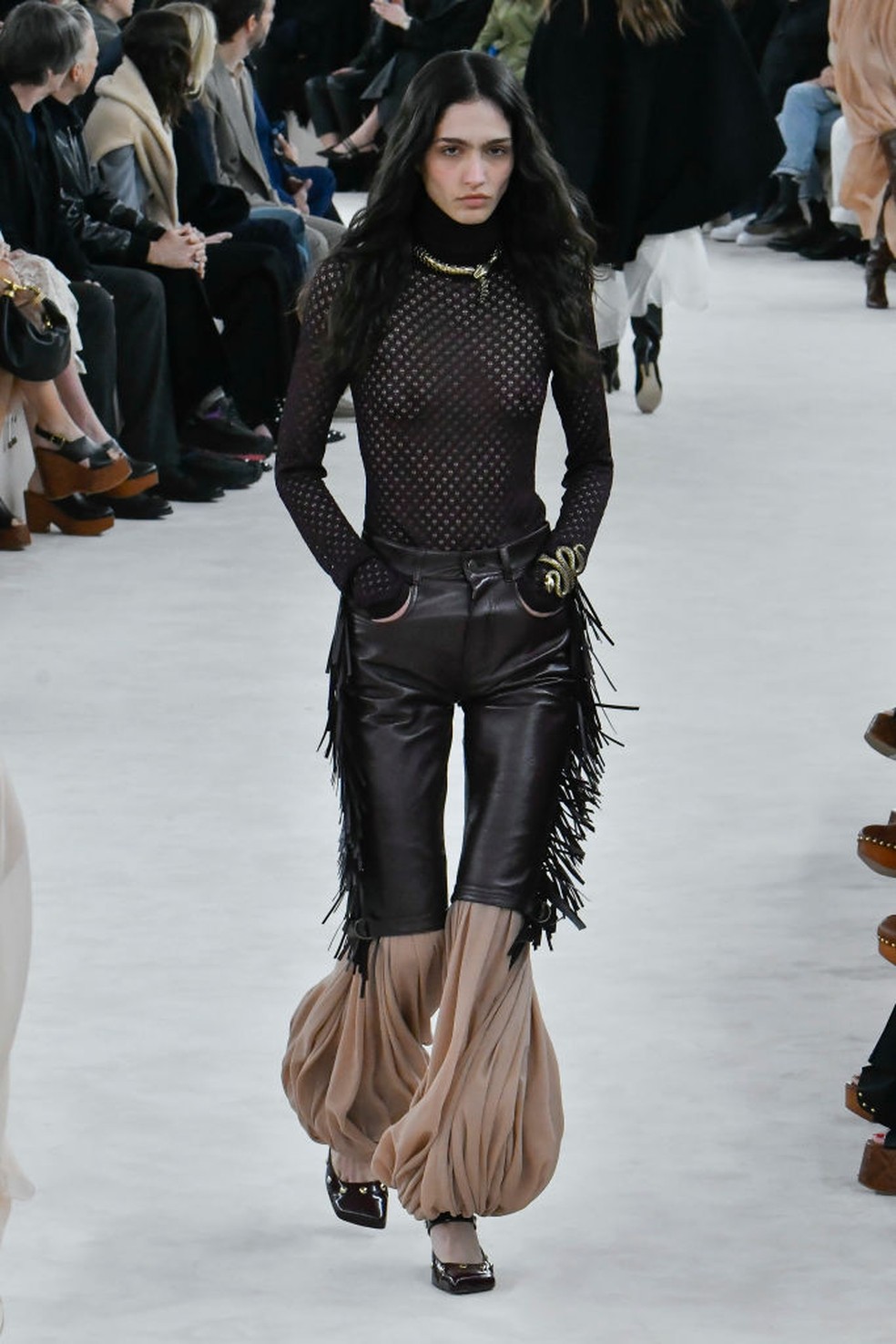 Desfile inverno 2024 Chloé  — Foto: Getty Images