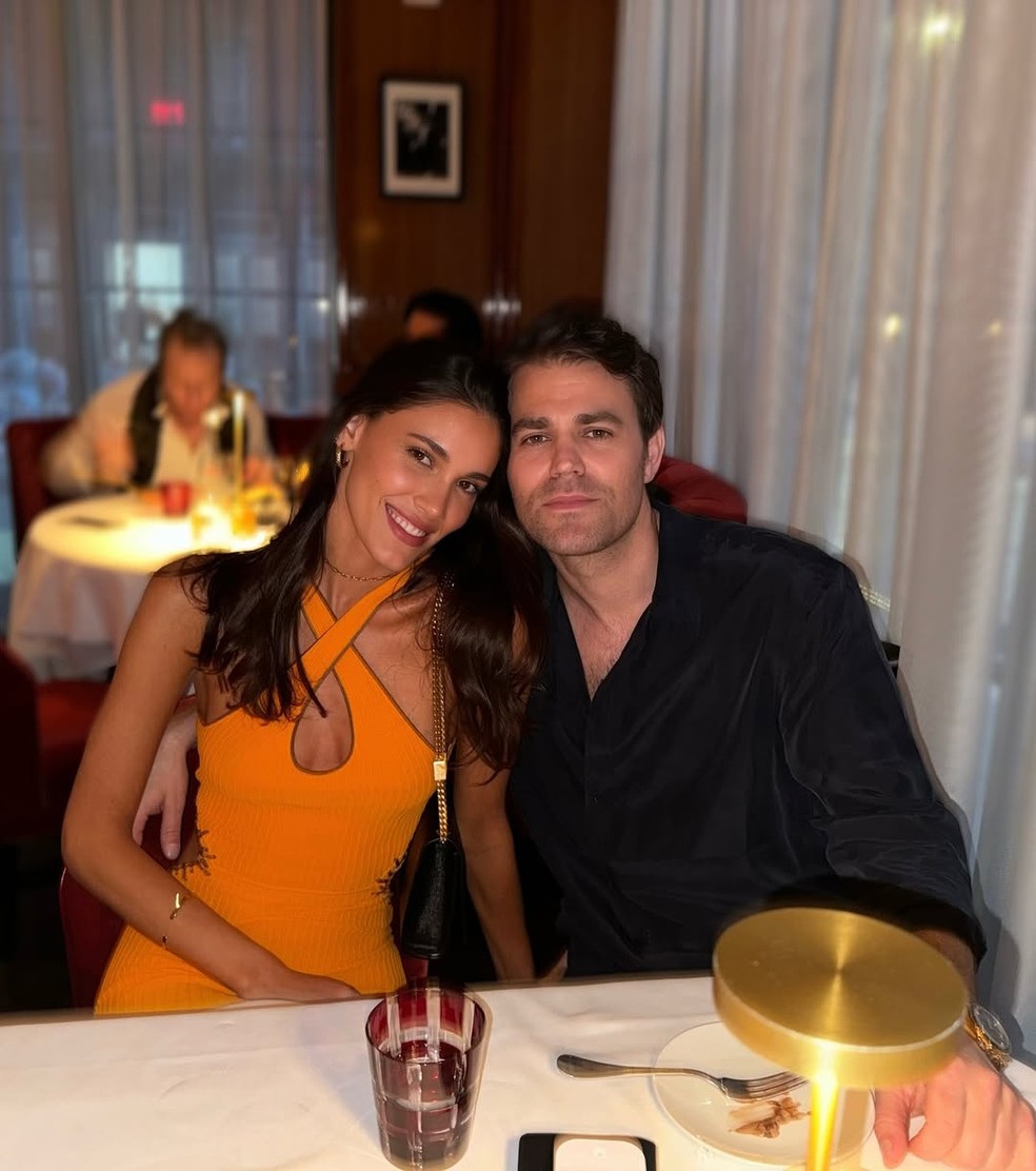 Namorada brasileira de Paul Wesley, Natalie Kuckenburg tenta convencer ...