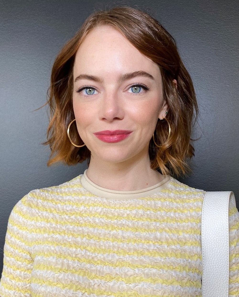 Os batons de Emma Stone: as cores preferidas da atriz de 'Pobres ...