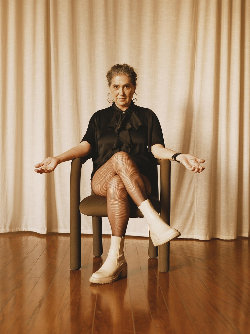 Anna Muylaert: 'Antigamente a gente via um filme e discutia durante uma semana. Agora, nada tem tempo de digestão' — Foto: Gleeson Paulino