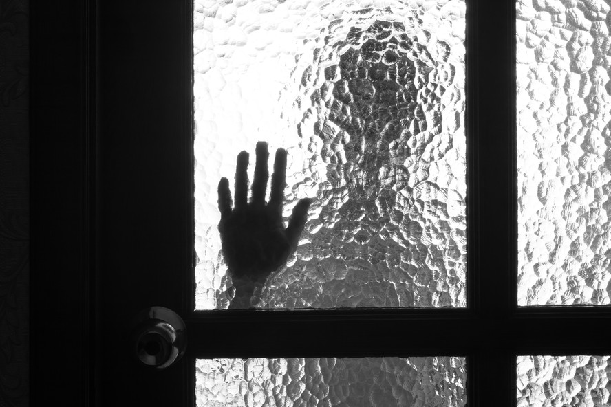 No Brasil, em 2022, ao menos 1.410 mulheres foram assassinadas em razão de seu gênero