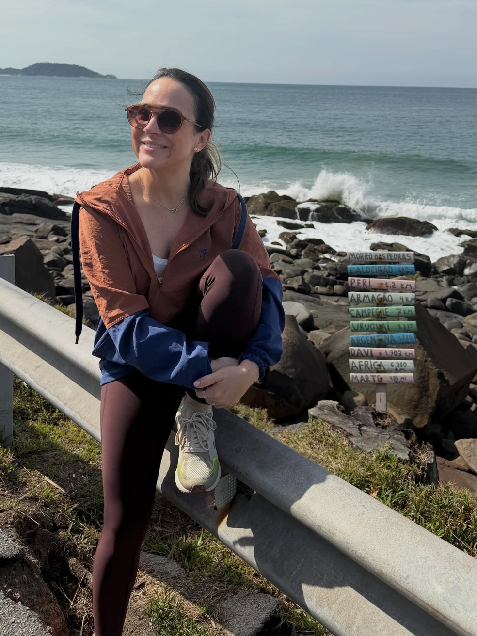 Gabriela Duarte publica clique raro com o namorado durante viagem romântica — Foto: marieclaire
