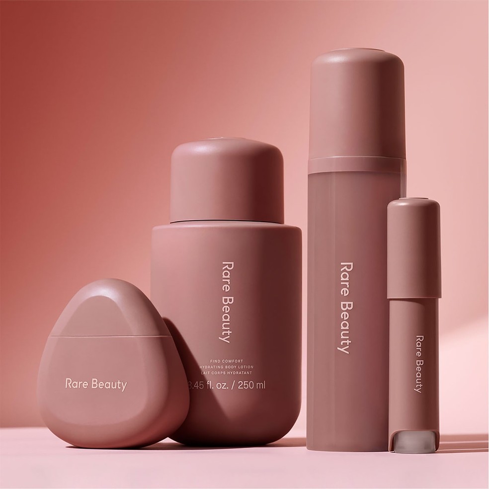 Linha Find Comfort, de Rare Beauty — Foto: Divulgação