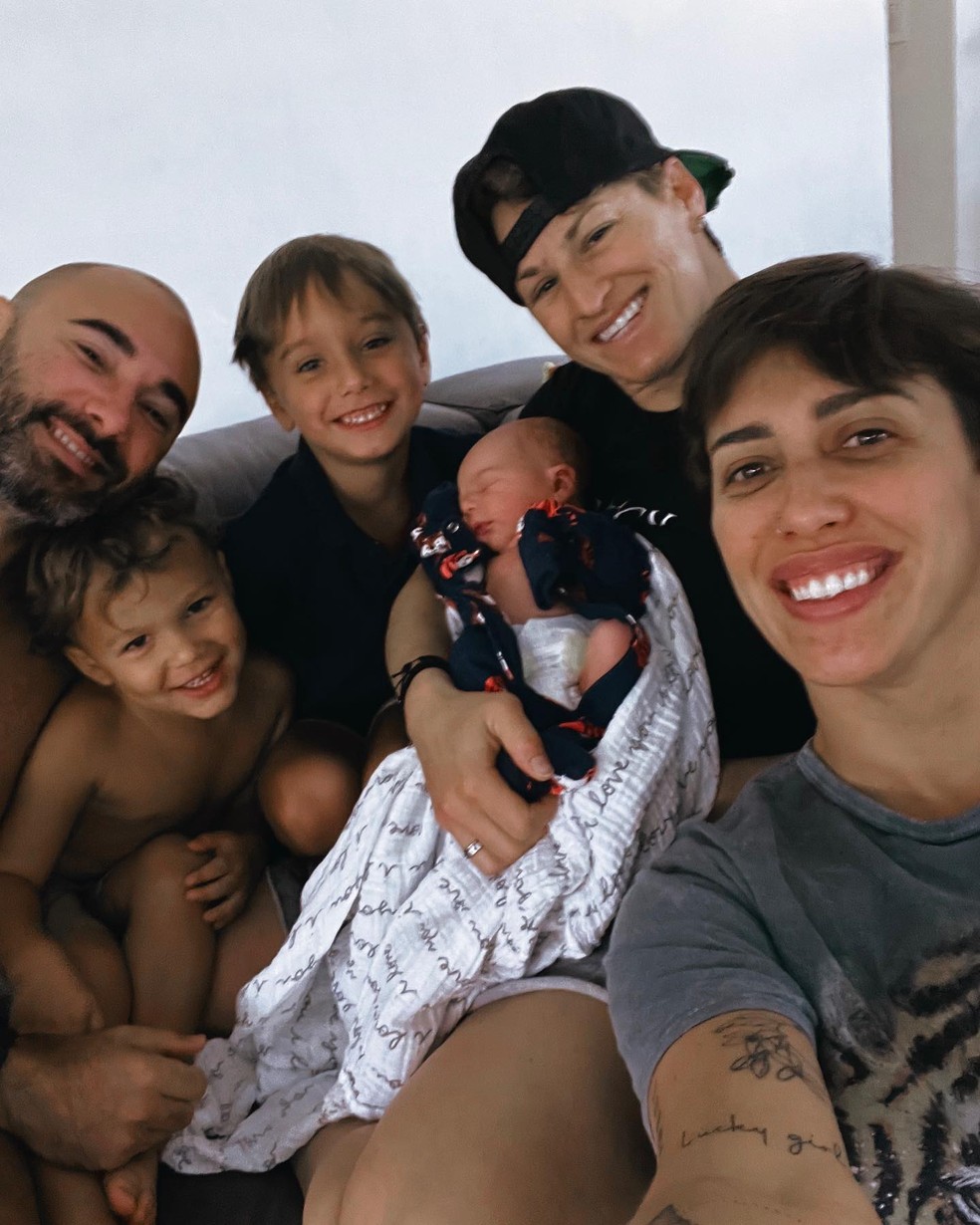 Linda e a família — Foto: reprodução/instagram