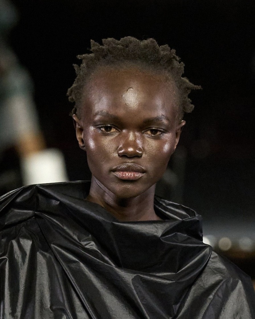 Issey Miyake — Foto: Divulgação