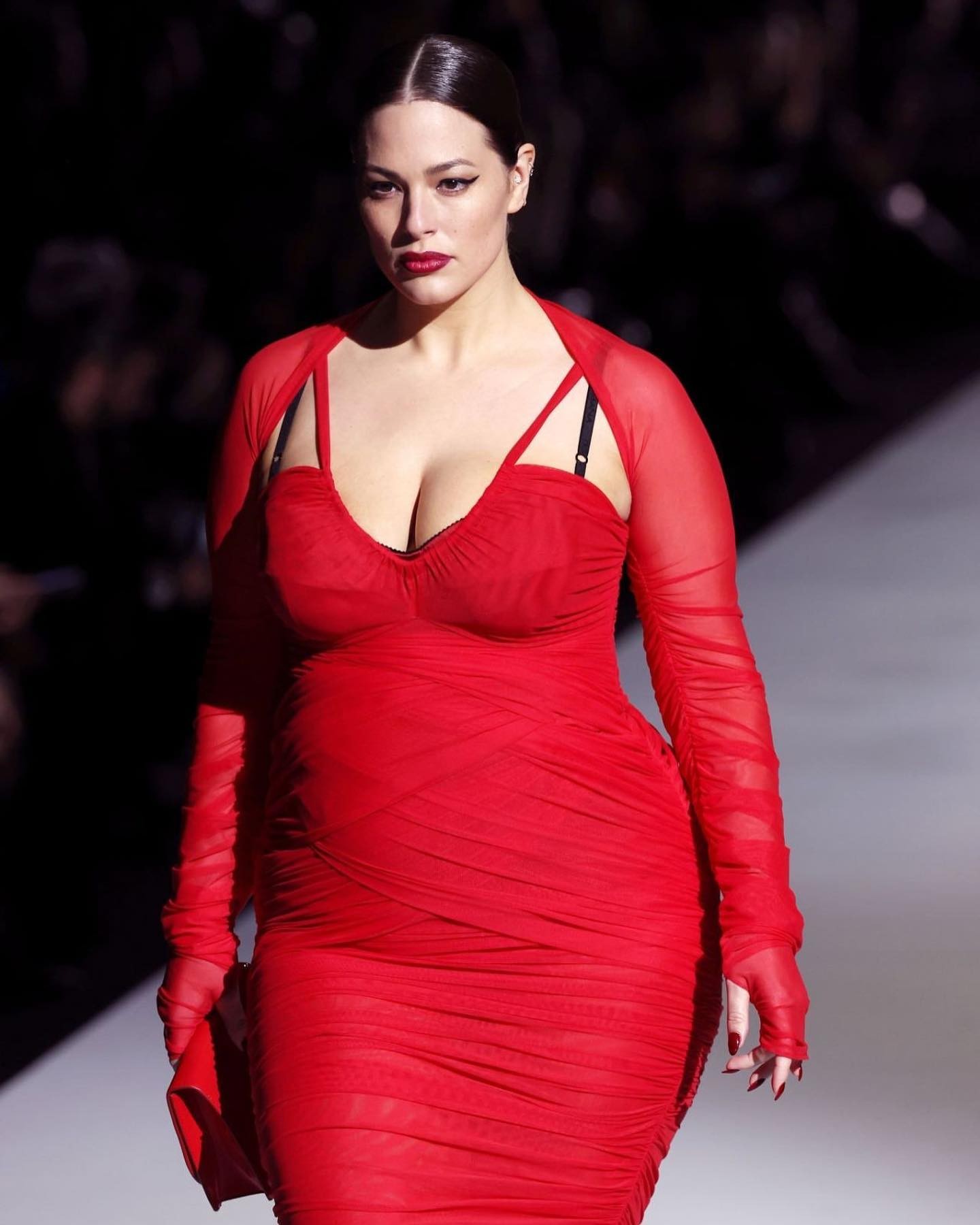 Ashley Graham para Dolce & Gabbana — Foto: Reprodução Instagram