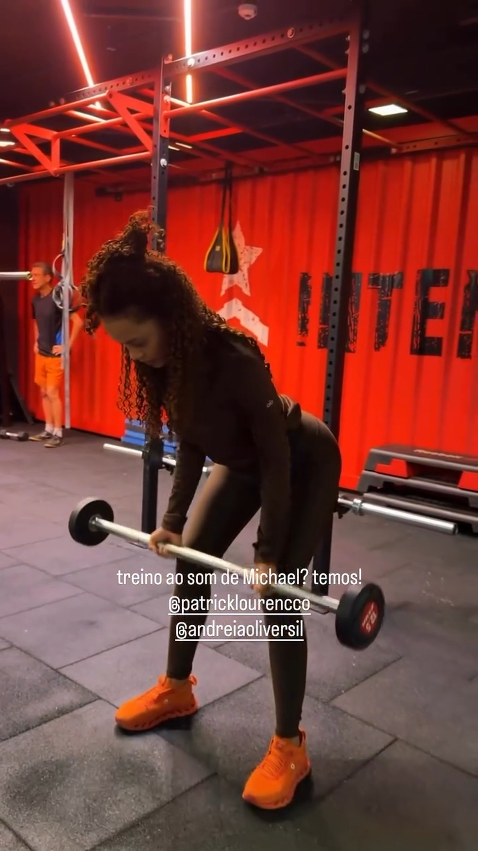 Taís Araújo treina ao som de Michael Jackson — Foto: Reprodução/ Instagram