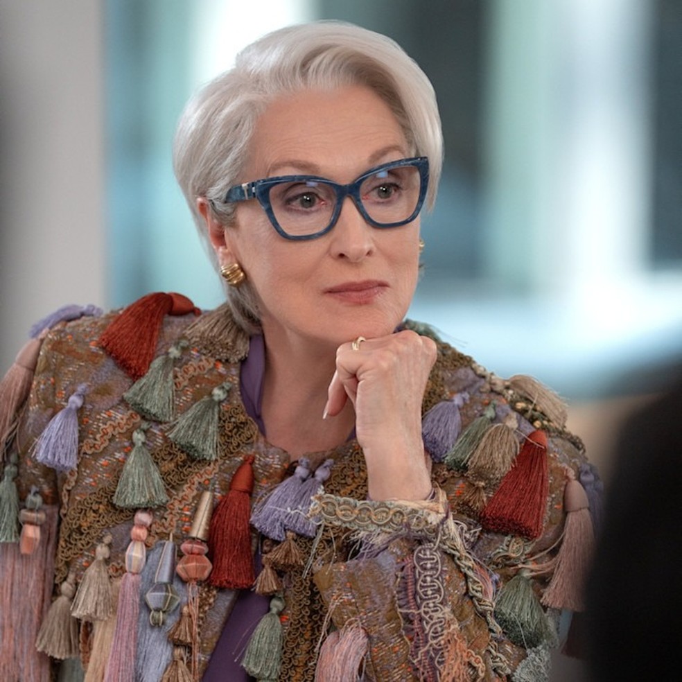 Como 10 tendências que moldaram o figurino de 'O Diabo Veste Prada' aparecem no segundo filme — Foto: Divulgação/O Diabo Veste Prada/20th Century Studios