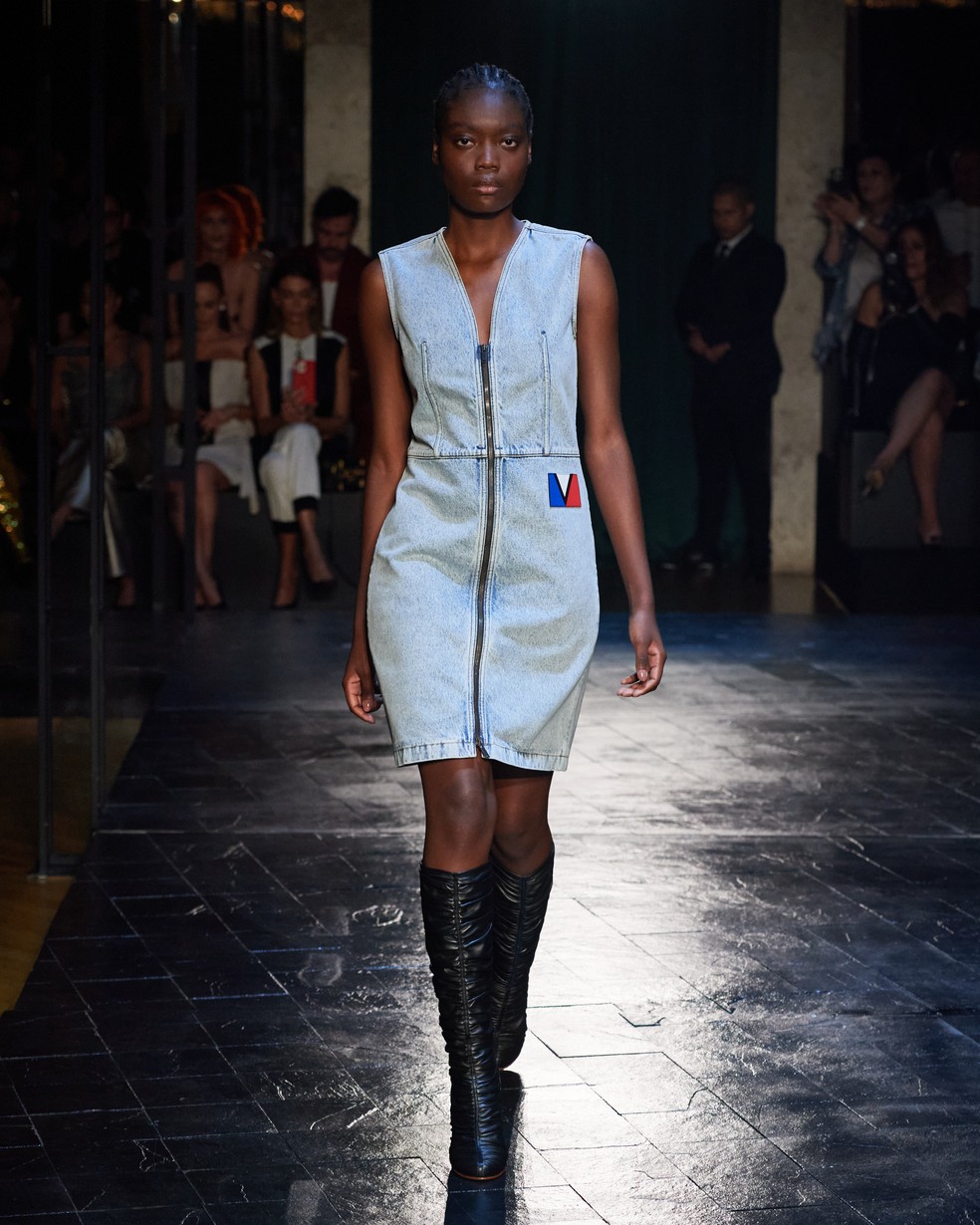 Coleção Louis Vuitton apresentada em São Paulo para convidados — Foto: Divulgação/Zé Takahashi