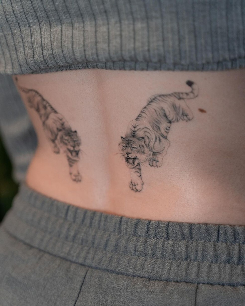 Tatuagem de tigre feminina: 20 ideias criativas para se jogar em ...