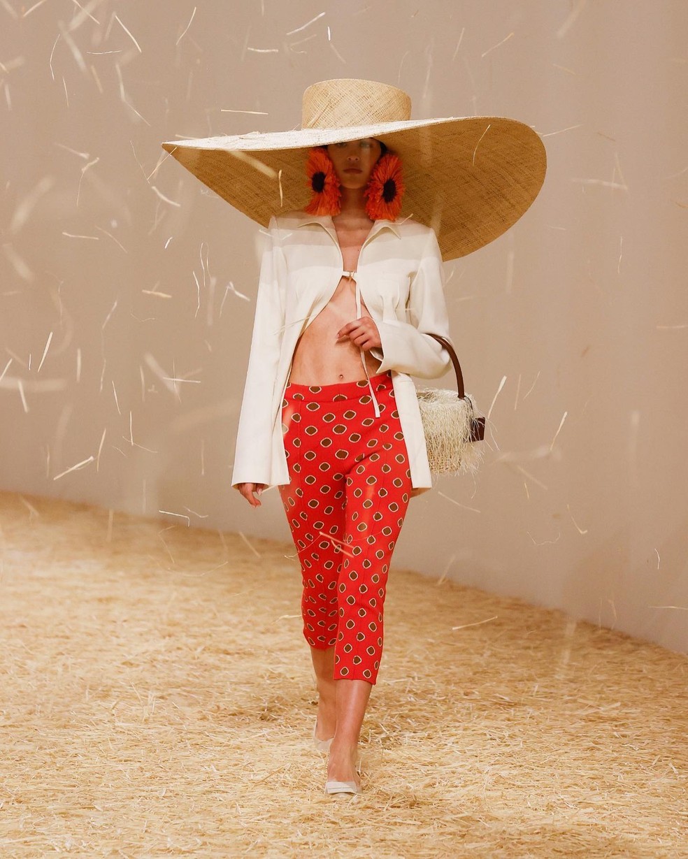 Jacquemus primavera/verão 2023 — Foto: Reprodução Instagram @jacquemus 