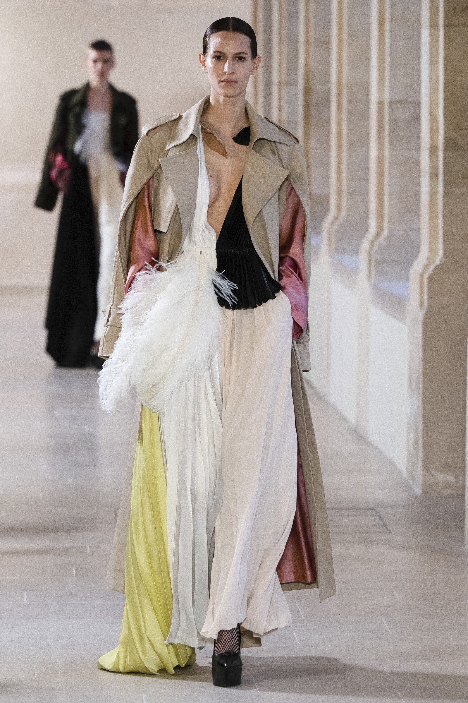 Tendências do desfile de Victoria Beckham  — Foto: Getty
