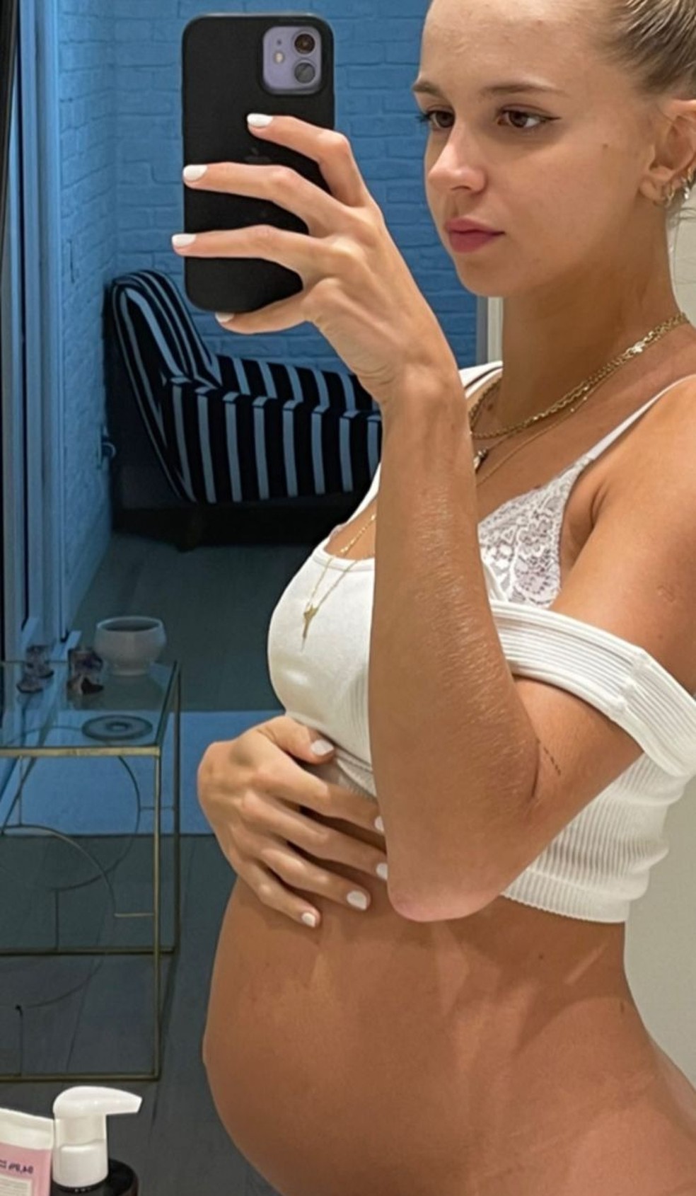 Isa Scherer deu à luz em 2022 — Foto: Reprodução/ Instagram