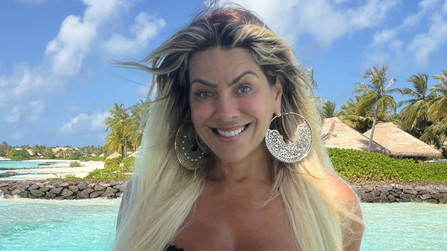 Sandy celebra 43 anos com reflexões sobre jornada pessoal e profissional