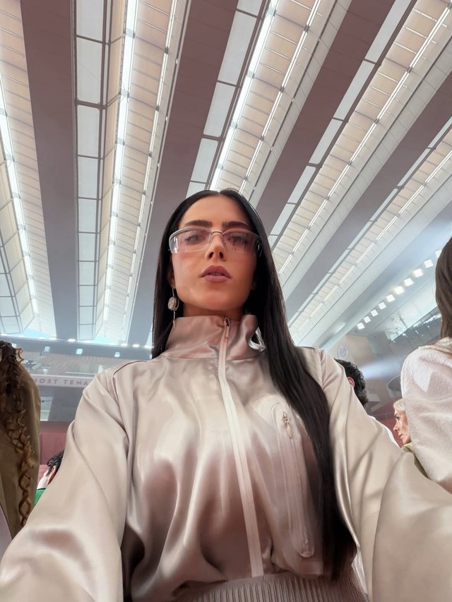 jade-picon-abre-lbum-de-novo-desfile-na-paris-fashion-week