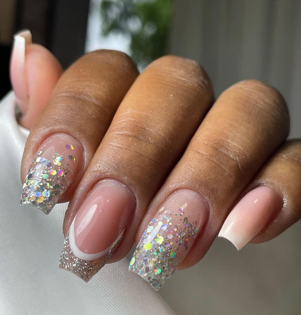 Unhas de fibra de vidro decoradas: entenda a tendência e aposte nas ...