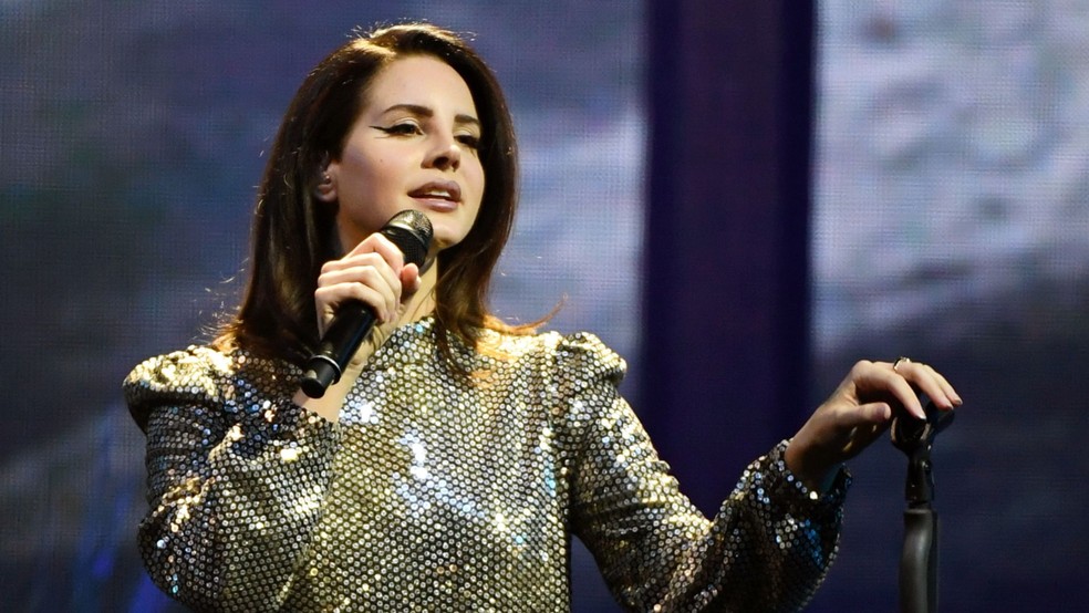 Lana Del Rey, com seu estilo único e letras melancólicas, ainda não conquistou um Grammy competitivo — Foto: Reprodução/Getty Images