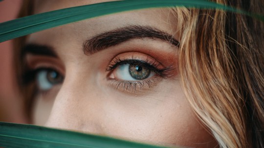 Cílios perfeitos: 4 máscaras de volume e alongamento por até R$ 47