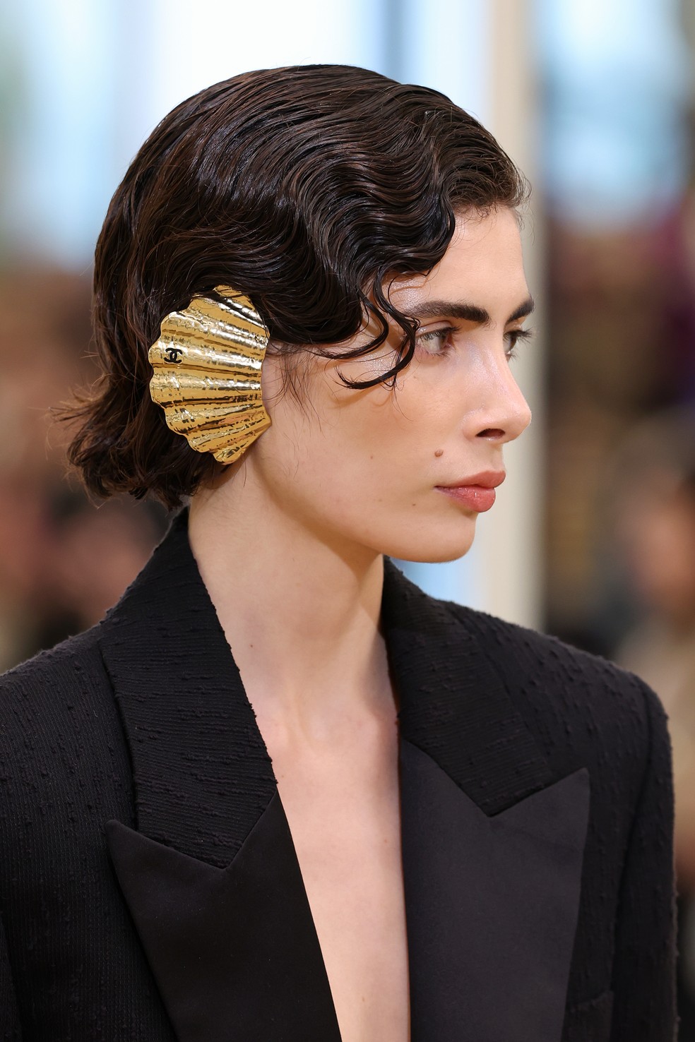 Beleza do desfile  Chanel Cruise 2027 — Foto: Getty Images