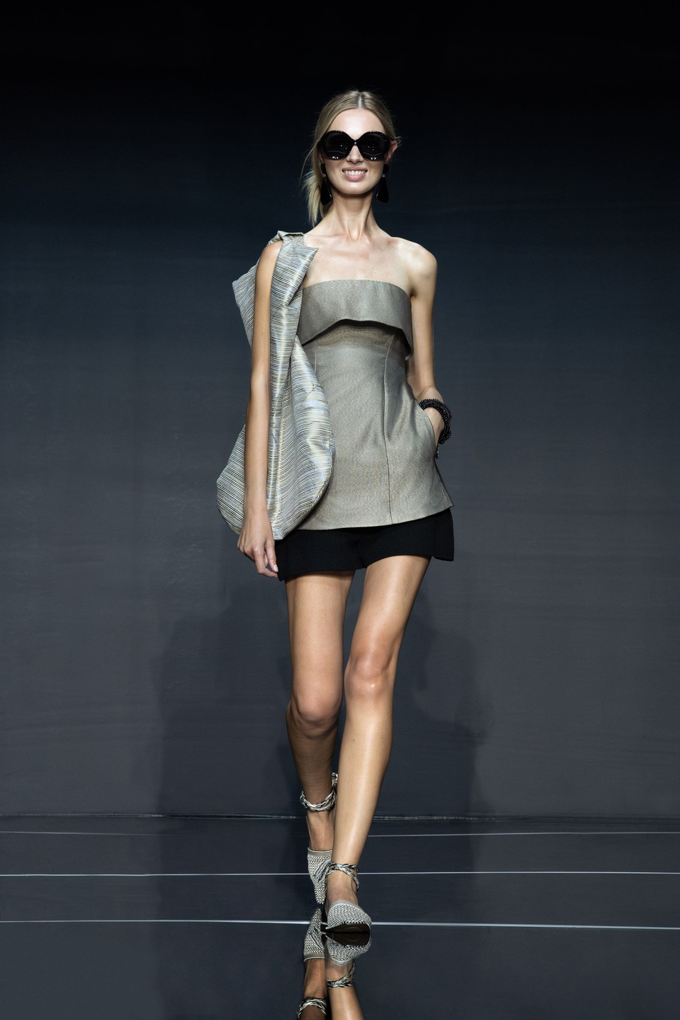 Emporio Armani primavera/verão 2024 — Foto: Divulgação