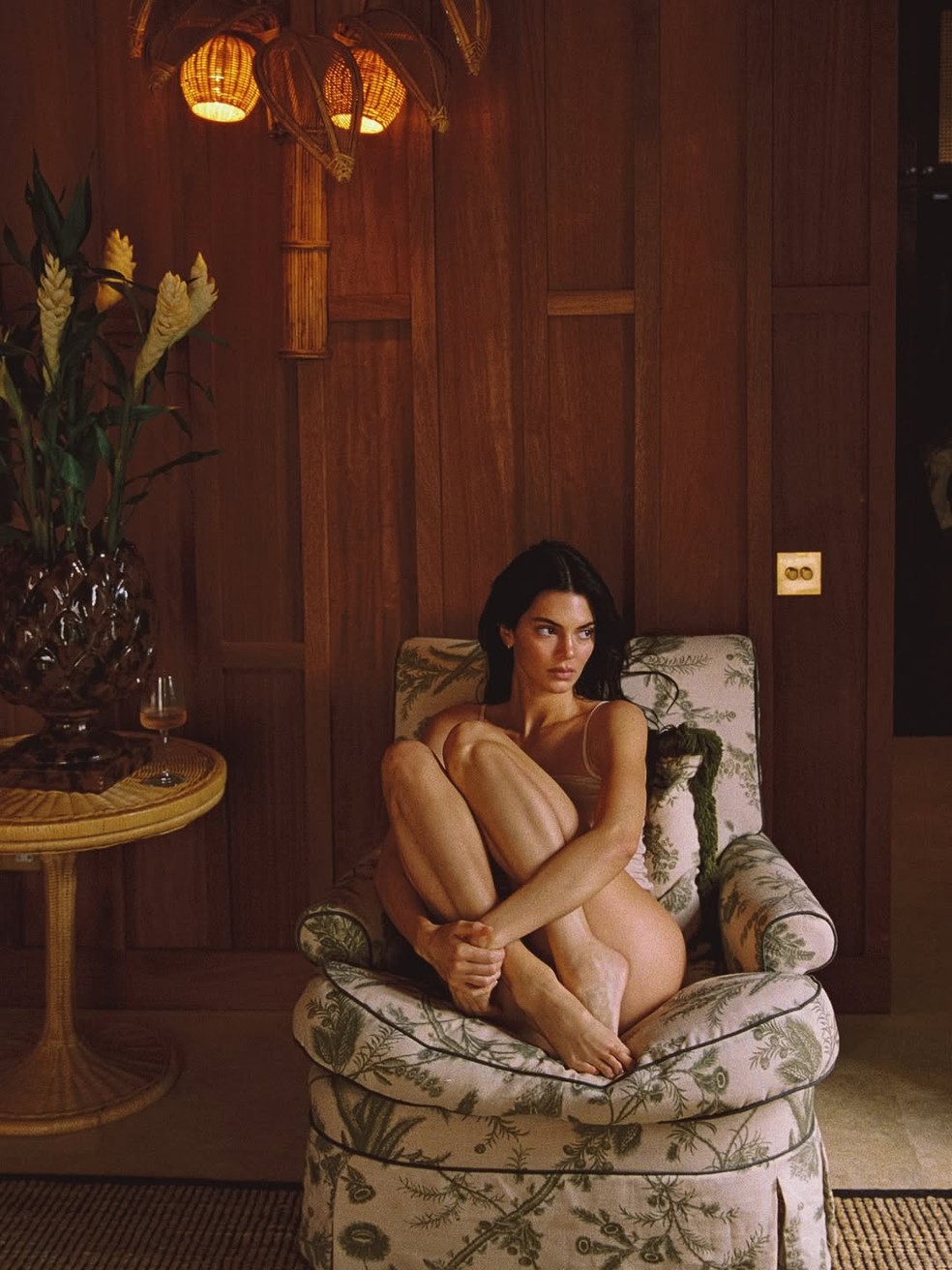 Kendall Jenner compartilha ensaio sensual intimista — Foto: Reprodução/Instagram