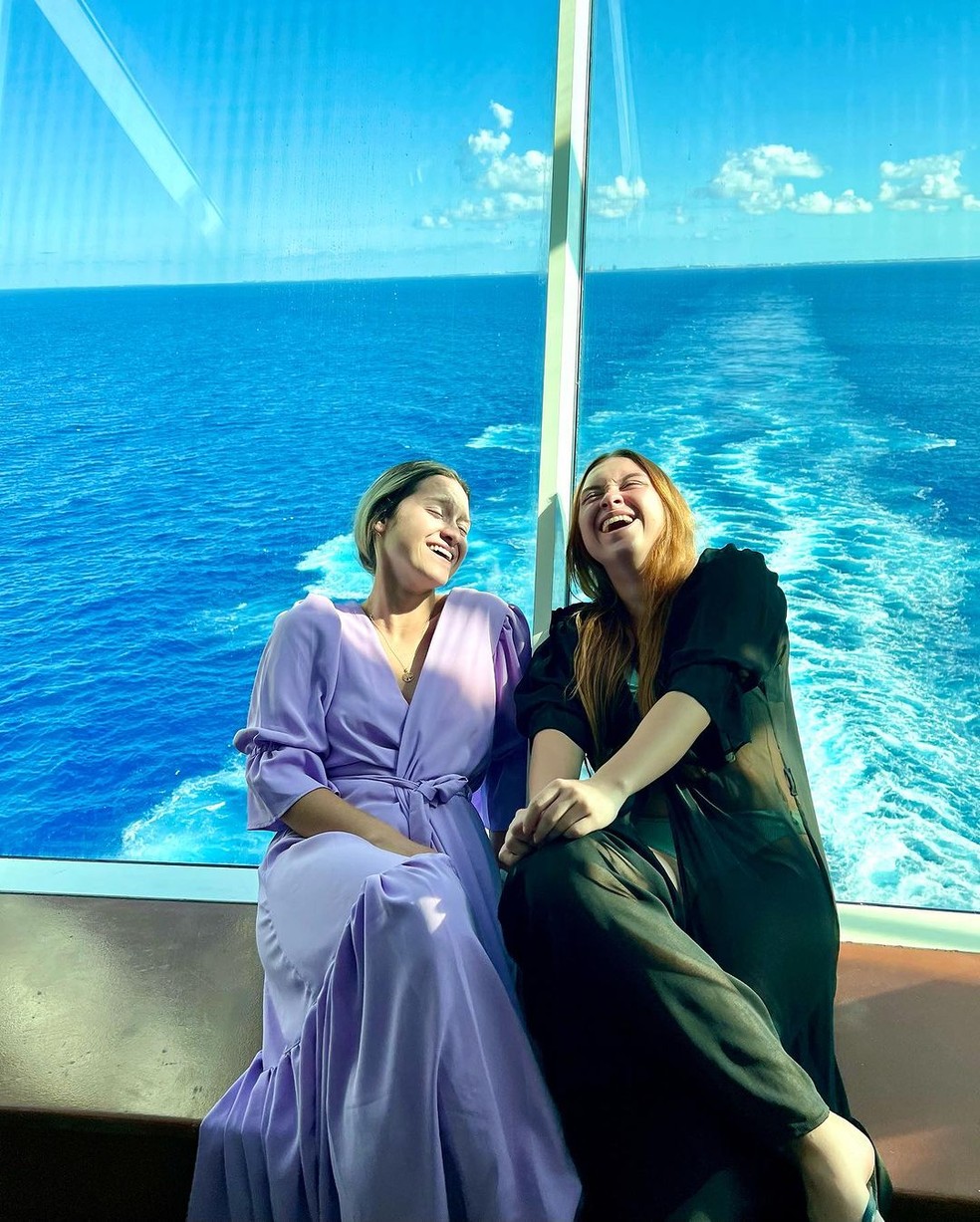 Marina Liberato posta foto com a gêmea, Sofia e celebra: 'Para sempre a gente' — Foto: reprodução/instagram