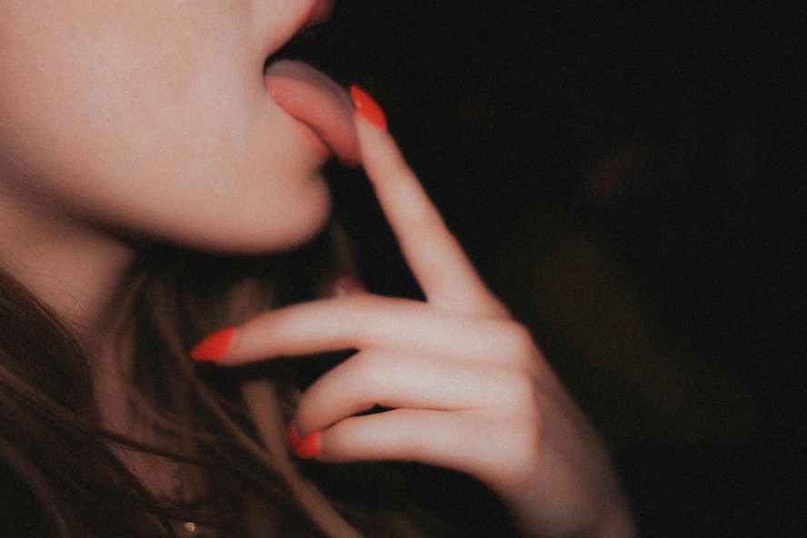 Vibrador no dedo? Sim! Conheça modelos de dedeira vibratória para comprar