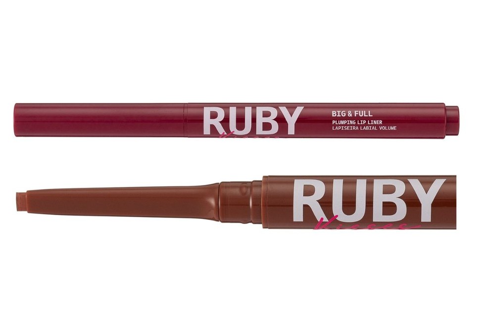 Big & Full Plumping Lip Liner, Ruby Kisses, R$ 39,99 — Foto: Divulgação