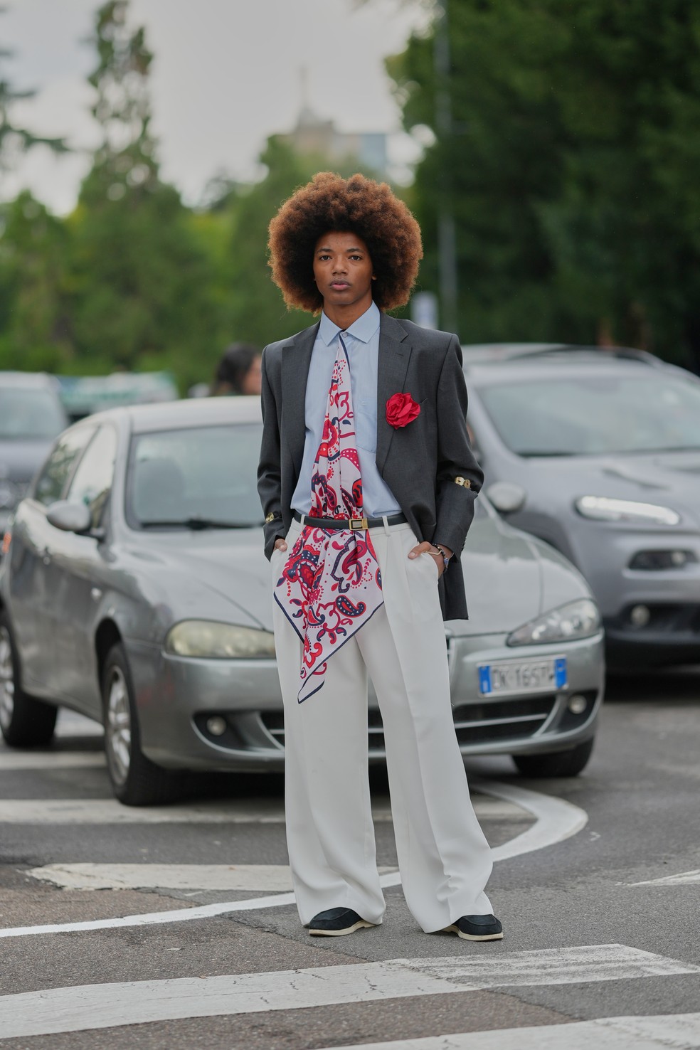 Estampa de bandana: 6 maneiras de usar a tendência paisley com sofisticação — Foto: Getty Images