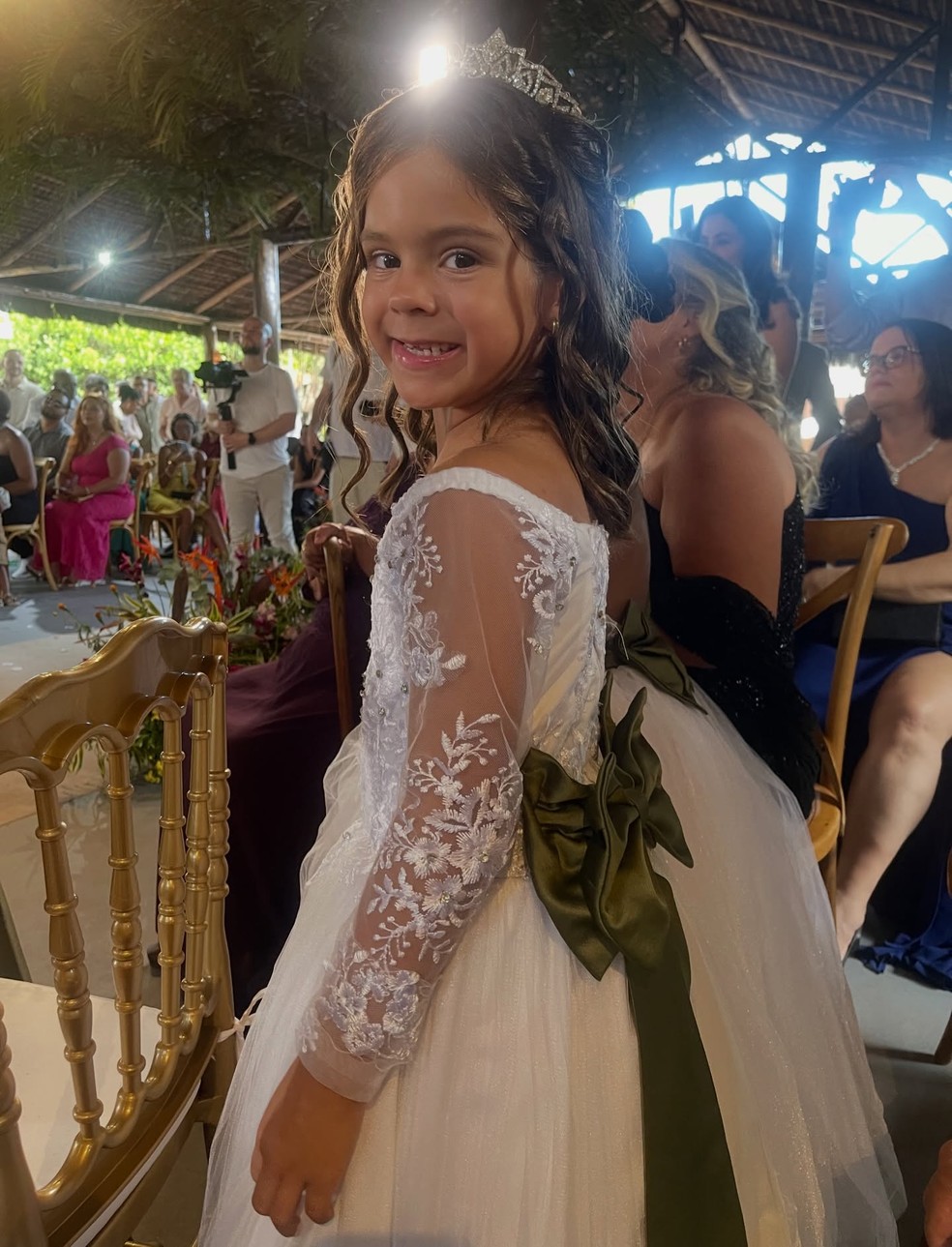 Caçulinha de Maurício Mattar é dama de honra em casamento — Foto: Reprodução/Instagram