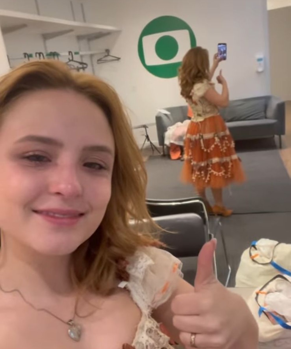 Larissa Manoela lembra choro na despedida de novela e André Luiz ...