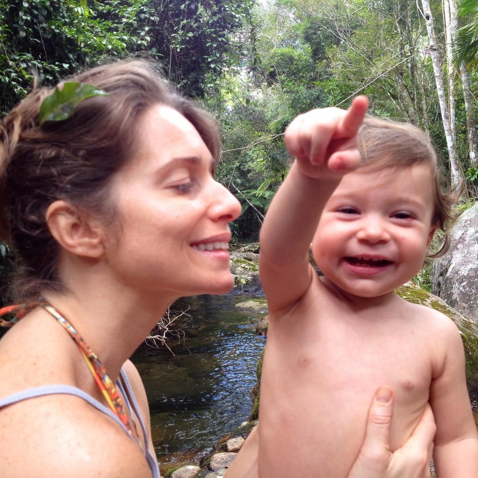 Leticia Spiller comemora os 15 anos da filha — Foto: Reprodução/Instagram