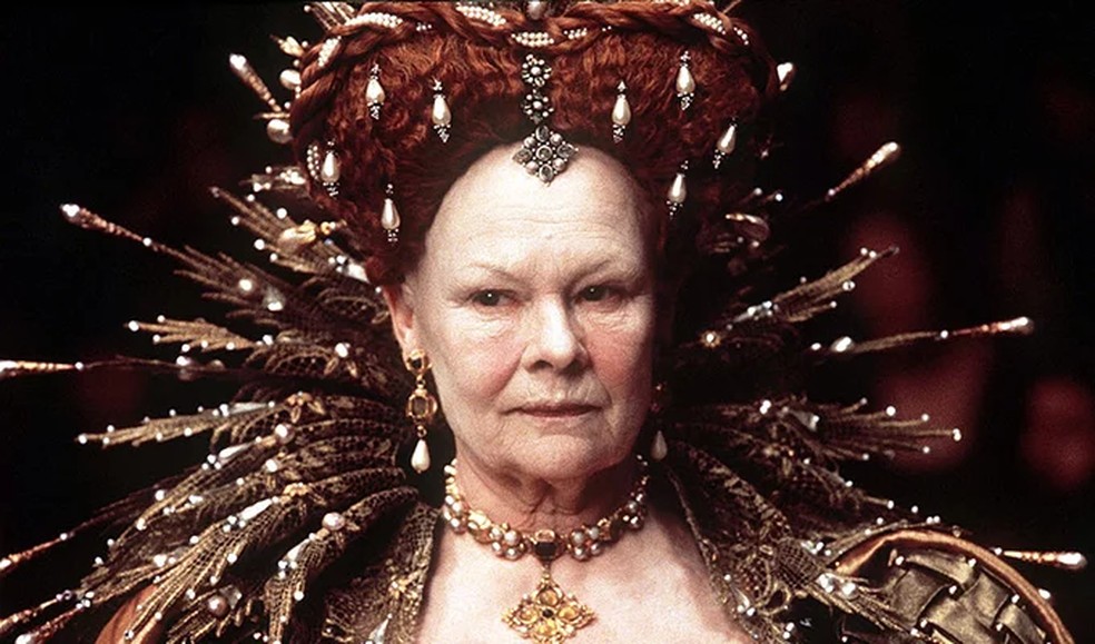 A peruca ruiva de Elizabeth I — Foto: Reprodução / Instagram