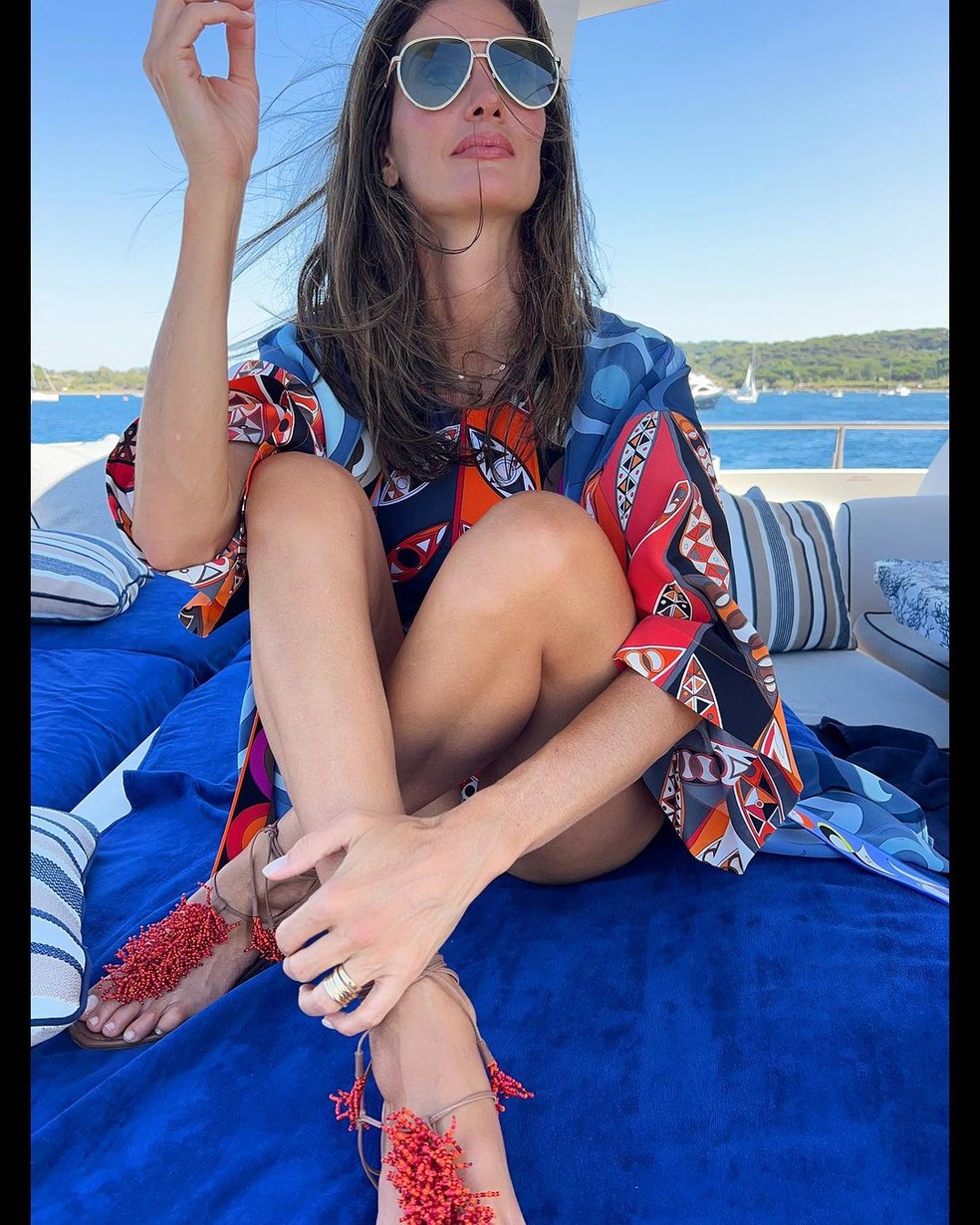 Isabella Fiorentino elegeu maiô estampado para férias na França — Foto: Reprodução/ Instagram
