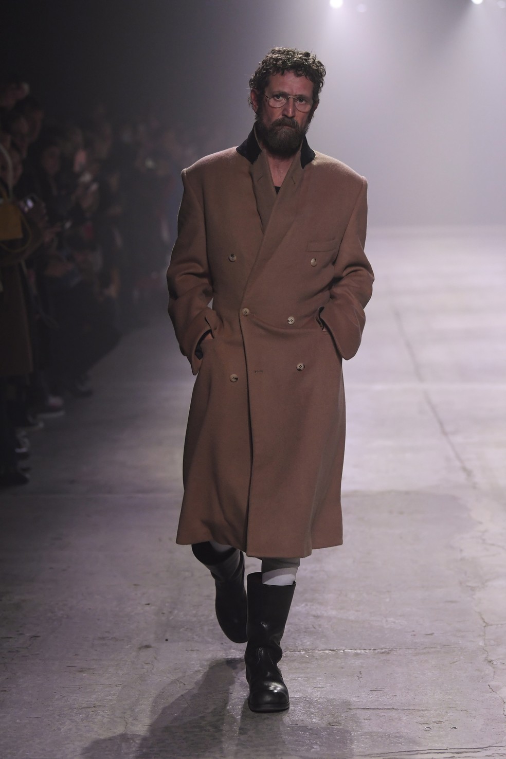 Stefano Pilati em collab com a Zara: por que coleção está causando