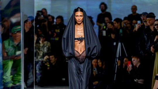 Semanas de moda de 2023: veja as datas e os desfiles previstos em Nova York, Londres, Milão e Paris Semanas de moda de 2023: veja as datas e os desfiles previstos em Nova York, Londres, Milão e Paris